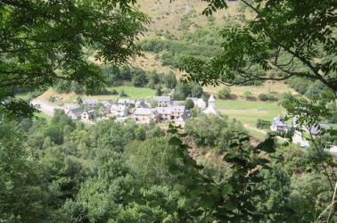 ARAGNOUET VILLAGE A