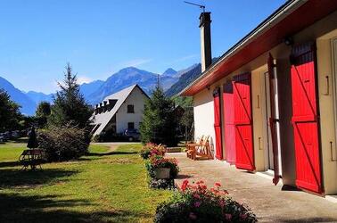 Gîte le relais d'Avajan. ext haut SIT Gîte le relais d'Avajan. ext haut SIT