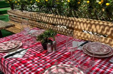 Chez Jo 2023_ table terrasse Chez Jo 2023_ table terrasse
