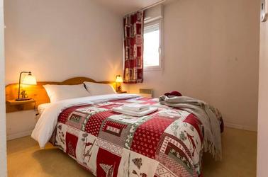 tmp45E3_location-ski-saint-lary-soulan-residence-odalys-soleil-d-aure-6 tmp45E3_location-ski-saint-lary-soulan-residence-odalys-soleil-d-aure-6