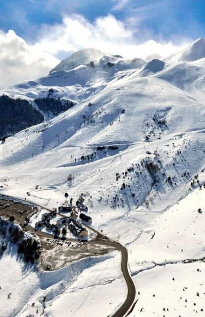 Val-Louron-Vue-aerienne---HPTE-Peyragudes--JN-Herranz.jpg